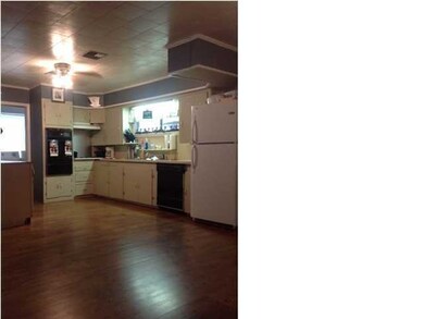 1201 Phillip Ave, Eunice, LA 70535 - photo 6