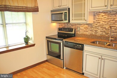 22408 Greenview Ct, Great Mills, MD 20634 - photo 7