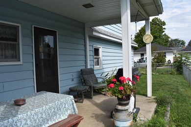 521 Howard St, Lowell, MI 49331 - photo 5