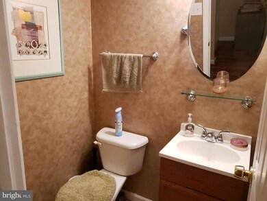 11321 Kettering Ln, Upper Marlboro, MD 20774 - photo 6