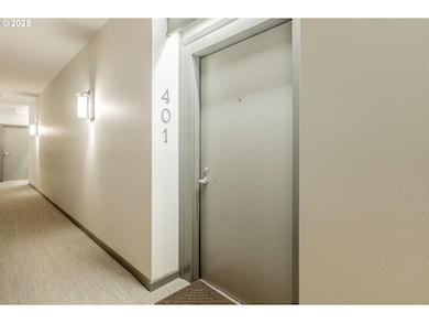 205 S Montgomery St unit 401, Portland, OR 97201 - photo 3