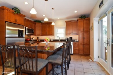 2111 Kirchoff Rd, Rolling Meadows, IL 60008 - photo 2