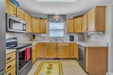 Kitchen 2 040820210058