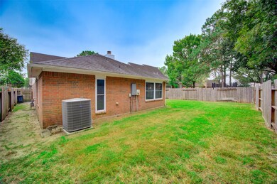 17406 Canyon Knoll Dr, Houston, TX 77095 - photo 4