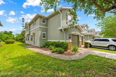 8867 Inlet Bluff Dr, Jacksonville, FL 32216 - photo 3