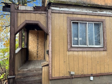 34 Wellington St, North East, PA 16428 - photo 2