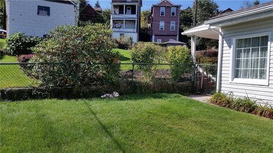 The side yard is completely fenced, and obviously 