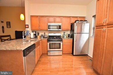 4234 Ashmere Cir, Dumfries, VA 22025 - photo 7