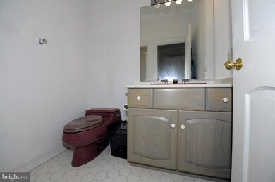 11621 Vixens Path, Ellicott City, MD 21042 - photo 7