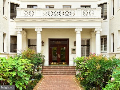 2123 California St NW unit A2, Washington, DC 20008 - photo 3