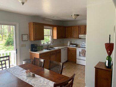 Cottontail kitchen