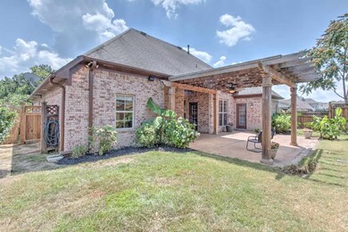 Also a 30x25 total Patio with grass to still play on