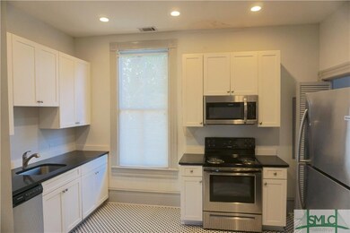 21 W 36th St unit 3, Savannah, GA 31401 - photo 2