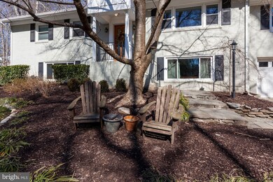 8260 Branch Rd, Annandale, VA 22003 - photo 3