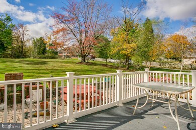 2109 Devere Ln, Catonsville, MD 21228 - photo 4