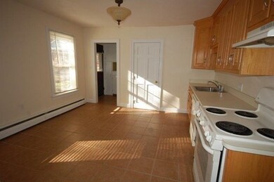 129 Fisher St, Franklin, MA 02038 - photo 6