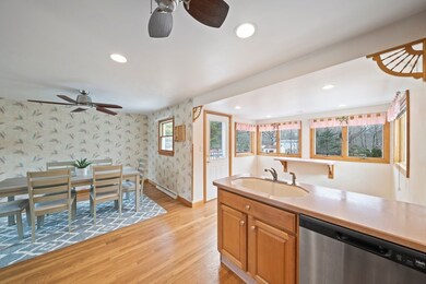 42 King Phillip Ln, Hanover, MA 02339 - photo 4