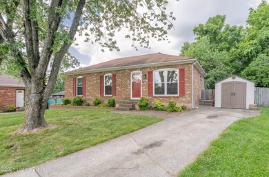 6805 Beackstone Ct, Louisville, KY 40228 - photo 2