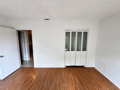 1085 Linde Ave unit 1095, New Braunfels, TX 78130 - photo 2