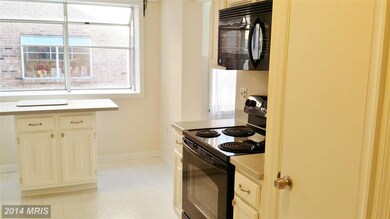 3754 Madison Ln, Falls Church, VA 22041 - photo 5