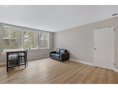 Cardinell View unit 704, Portland, OR 97201 - photo 6