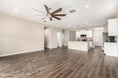 10773 W Swayback Pass, Peoria, AZ 85383 - photo 5