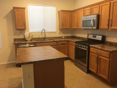39518 N MESSNER KITCHEN