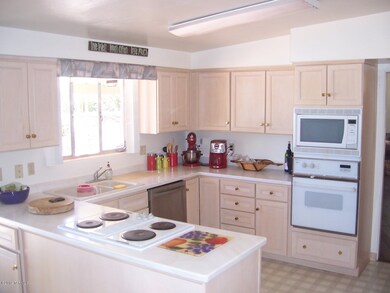 50 W Greenock Dr, Tucson, AZ 85737 - photo 6