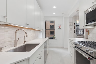 Majestic Towers unit 11D, New York, NY 10023 - photo 4