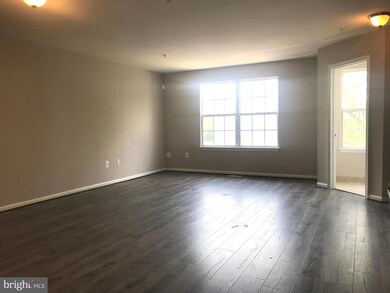 8805 Goose Landing Cir, Columbia, MD 21045 - photo 6