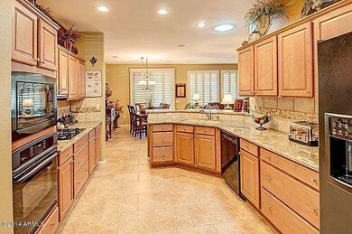 Kitchen - upgraded stainless appliances