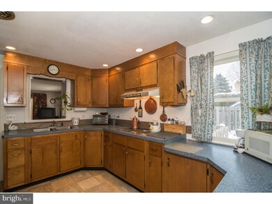 125 Keeley Ave, Doylestown, PA 18901 - photo 4