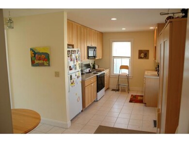 209 Clinton St, Portsmouth, NH 03801 - photo 3