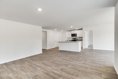 Living room/ Kitchen