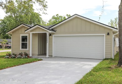 1243 Pangola Dr, Jacksonville, FL 32205 - photo 3