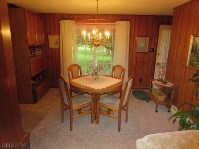 536 E Watson St, Bedford, PA 15522 - photo 3