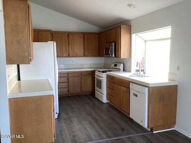 44603 Palm Ln, Lancaster, CA 93535 - photo 5