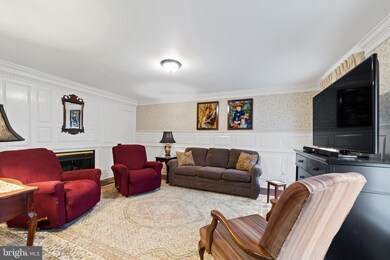 368 Flint Rd, Langhorne, PA 19047 - photo 4