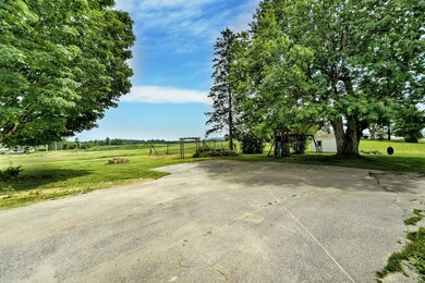 1011 N River Rd 8