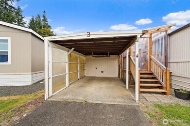 1050 Howard St unit 3, Raymond, WA 98577 - photo 5