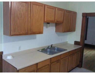 9 Willow St unit 1, Whitinsville, MA 01588 - photo 5