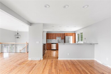 21 Snowdrop Dr, Cranston, RI 02920 - photo 7
