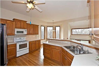 Fully applianced kitchen