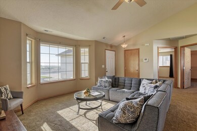 1108 N Tara Lee St, Medical Lake, WA 99022 - photo 3