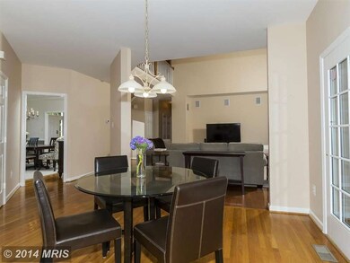 5396 Dunteachin Dr, Ellicott City, MD 21043 - photo 4