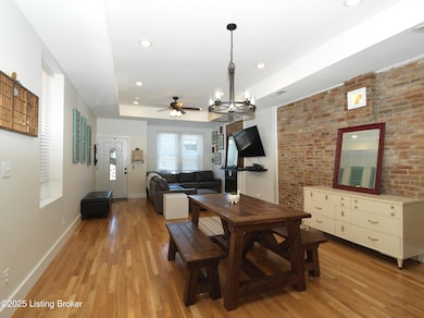 1435 Mellwood 1