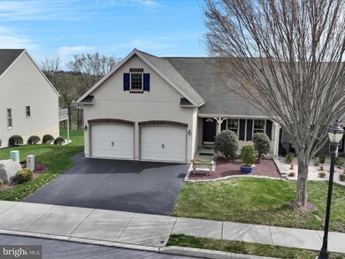 902 Cambridge Dr unit 22, Manheim, PA 17545 - photo 3