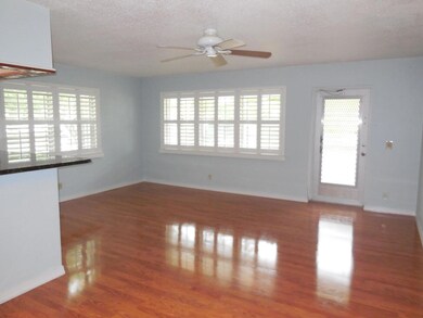 290 Windsor M, West Palm Beach, FL 33417 - photo 3