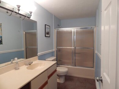 1210 Vfw Pkwy unit 4, West Roxbury, MA 02132 - photo 7