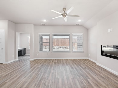 643 Medinah Rd, Red Oak, TX 75154 - photo 6